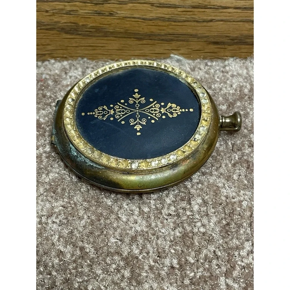 Zell Fifth Avenue Compact Powder Vintage Brass Push Button Filigree Design